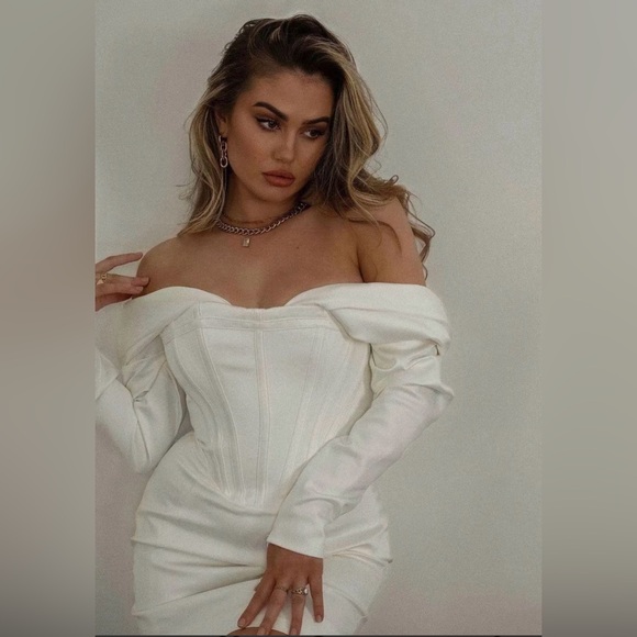 RARE House of CB ‘Arista’ Satin Corset Mini Dress Ivory - Picture 3 of 9